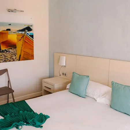 Chateauneuf Aparthotel 2*