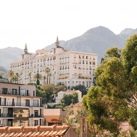 Résidence Châteauneuf 2* Menton