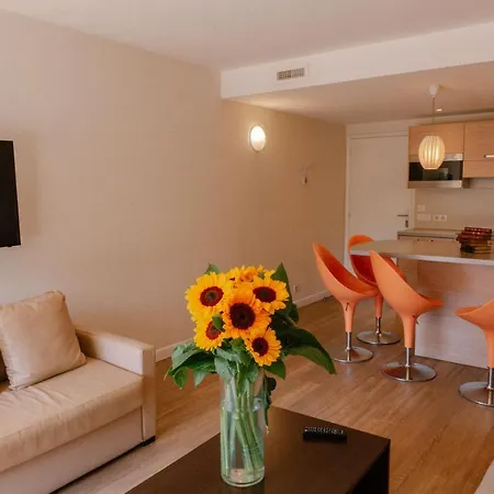 Aparthotel Chateauneuf 2*